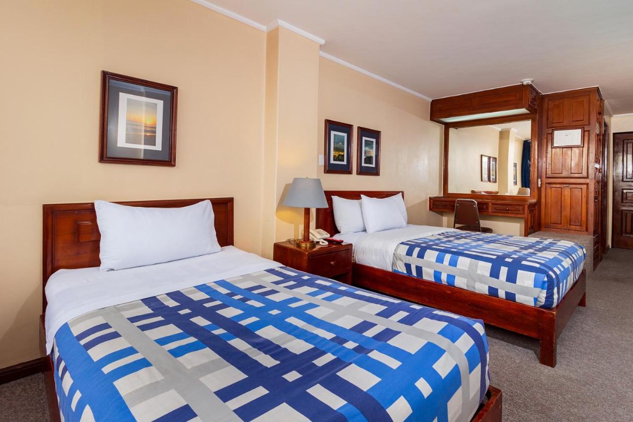 Hotel Presidente Cuenca Exterior photo